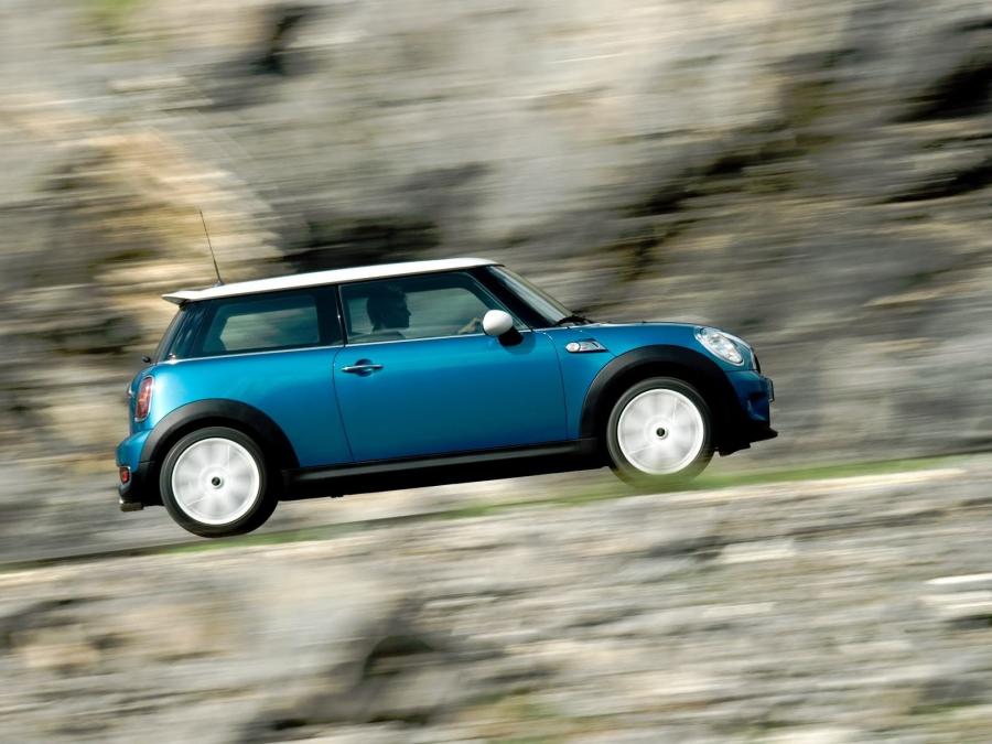  Mini Cooper S 2007 года  (фото 19 из 53)